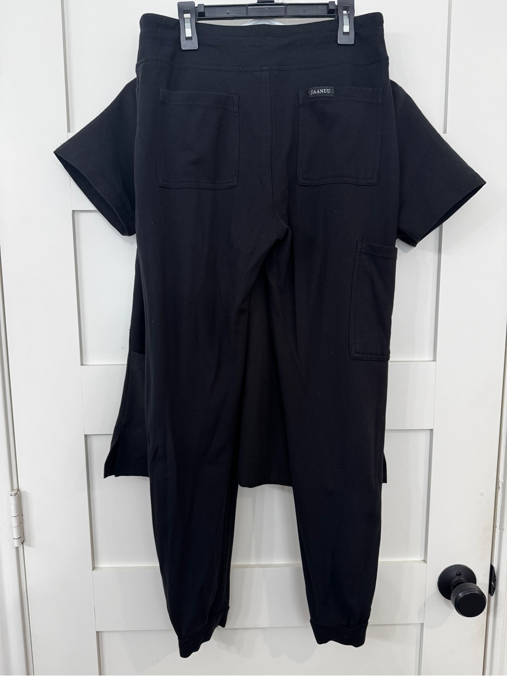 Jaanuu Black V-Neck Short Sleeve Scrub Top and matching joggers - Picture 3 of 4
